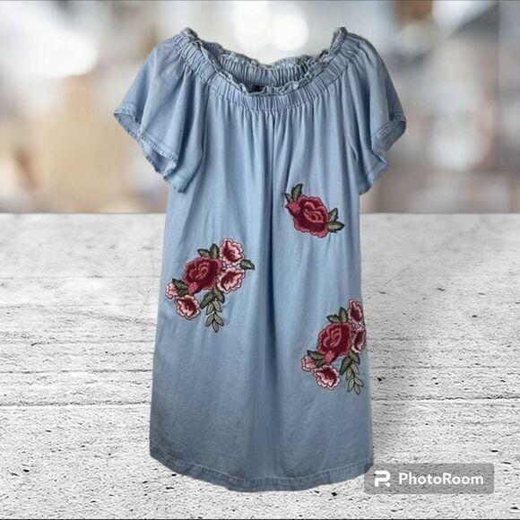 a.n.a Denim Look Off the shoulders Dress - Picture 2 of 6